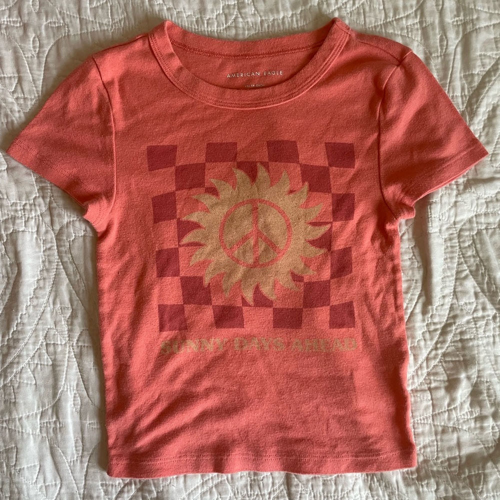American Eagle cropped t-shirt